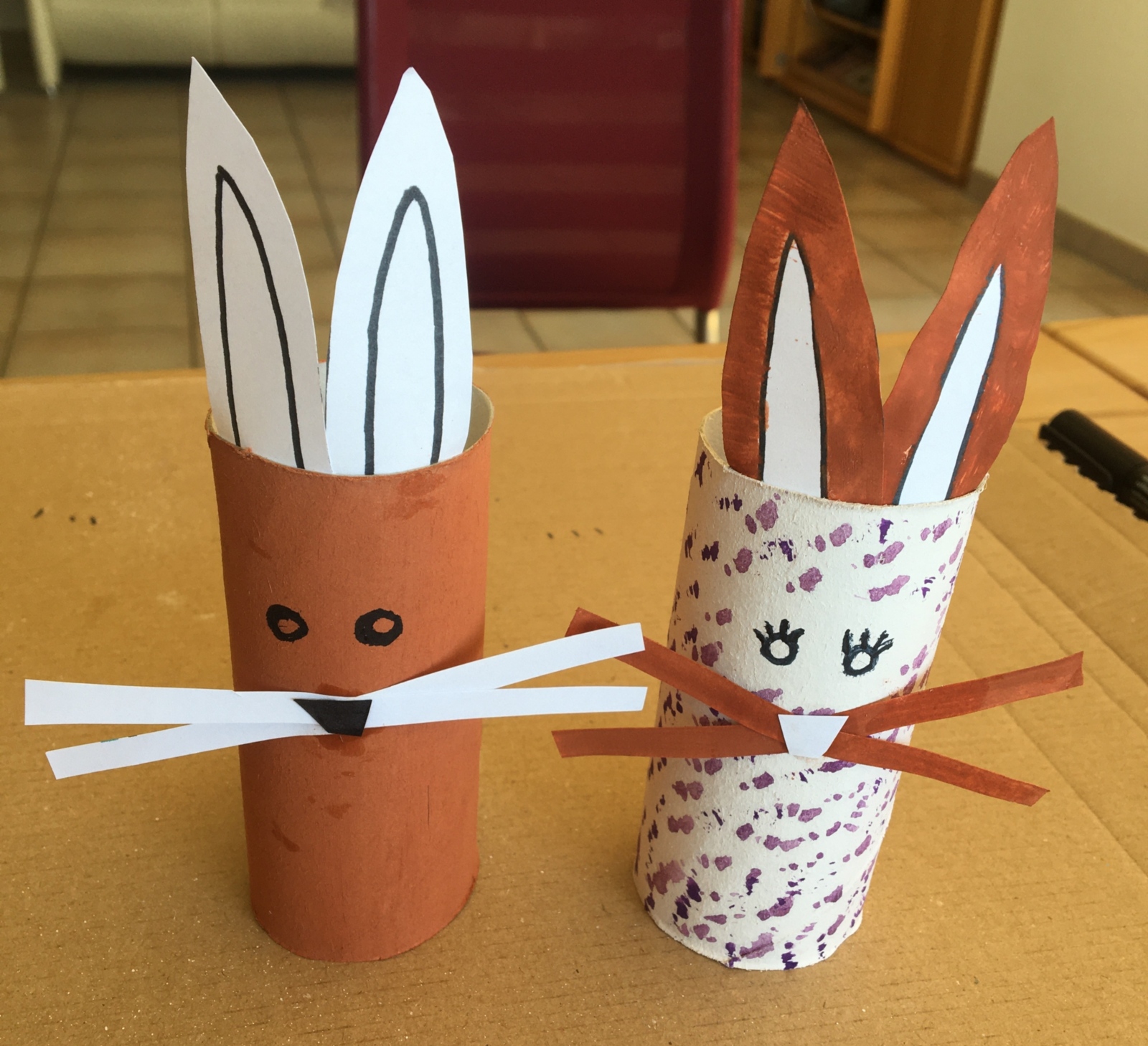 familien234 basteln Osterhase Toilettenpapierrolle 2 (c) familien234.de Köln